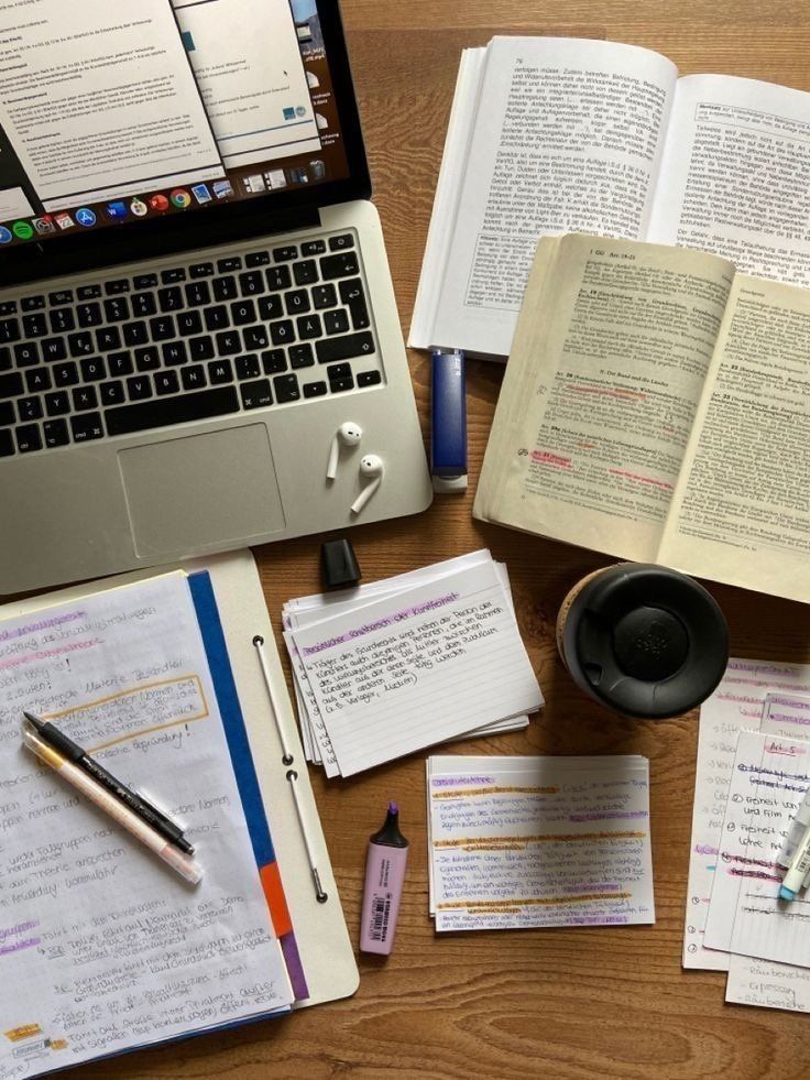 Der ultimative Guide für einen erfolgreichen Studienstart & perfekte Organisation