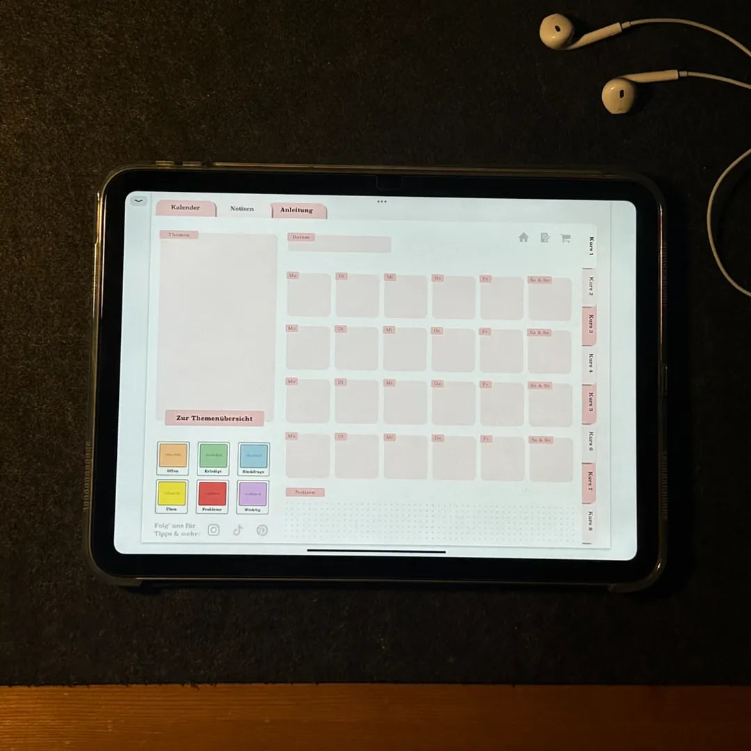 Die Lernplan-Vorlage geöffnet auf einem iPad am Schreibtisch